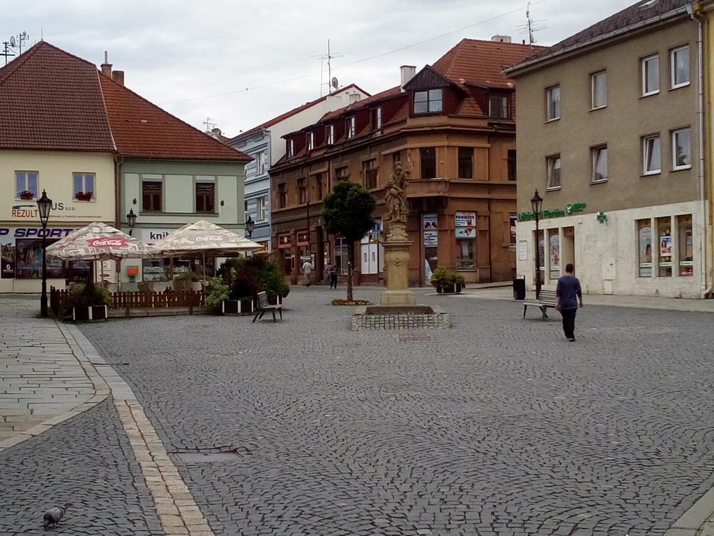 Manhattan Penzion Hotel Písek Exterior photo